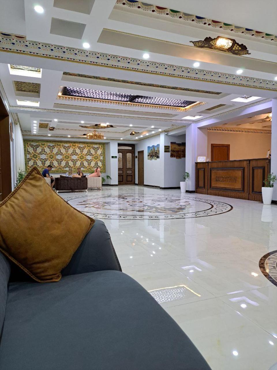 Caravan Plaza Inn Boutique Bucara Exterior foto