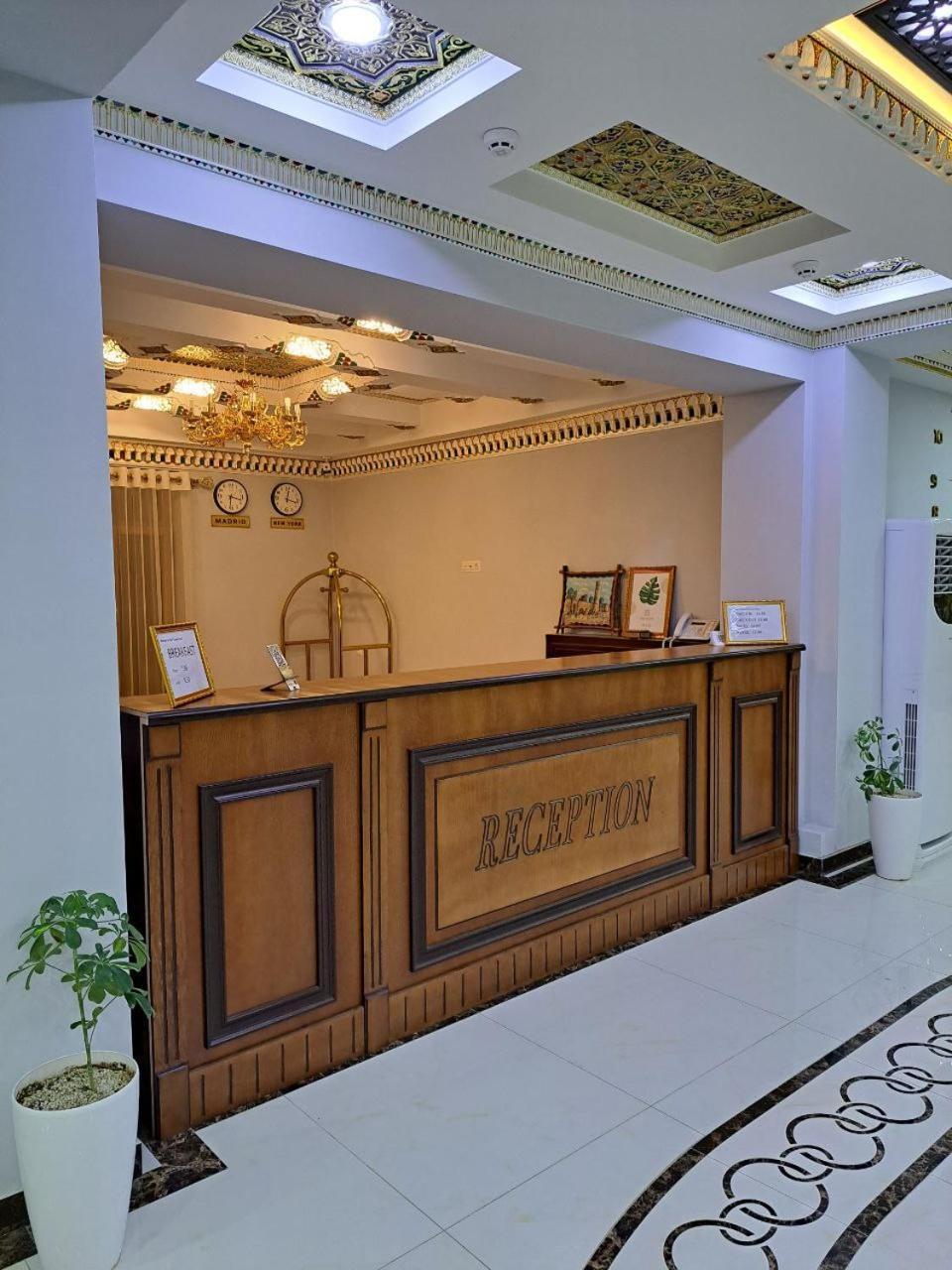 Caravan Plaza Inn Boutique Bucara Exterior foto