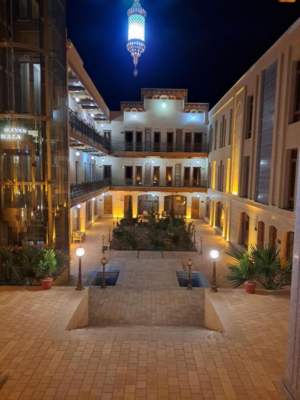 Caravan Plaza Inn Boutique Bucara Exterior foto