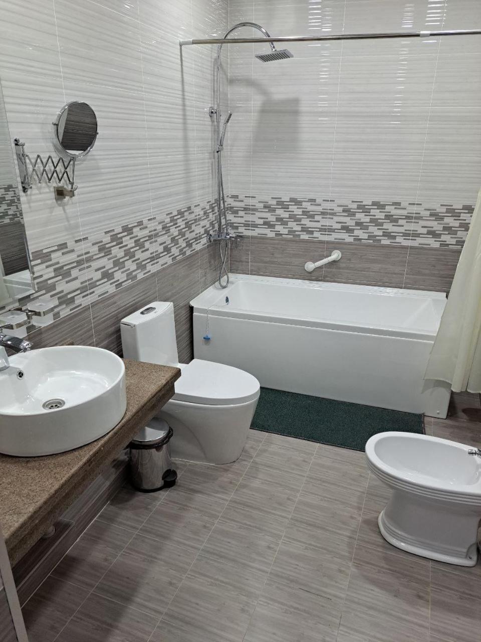 Caravan Plaza Inn Boutique Bucara Exterior foto